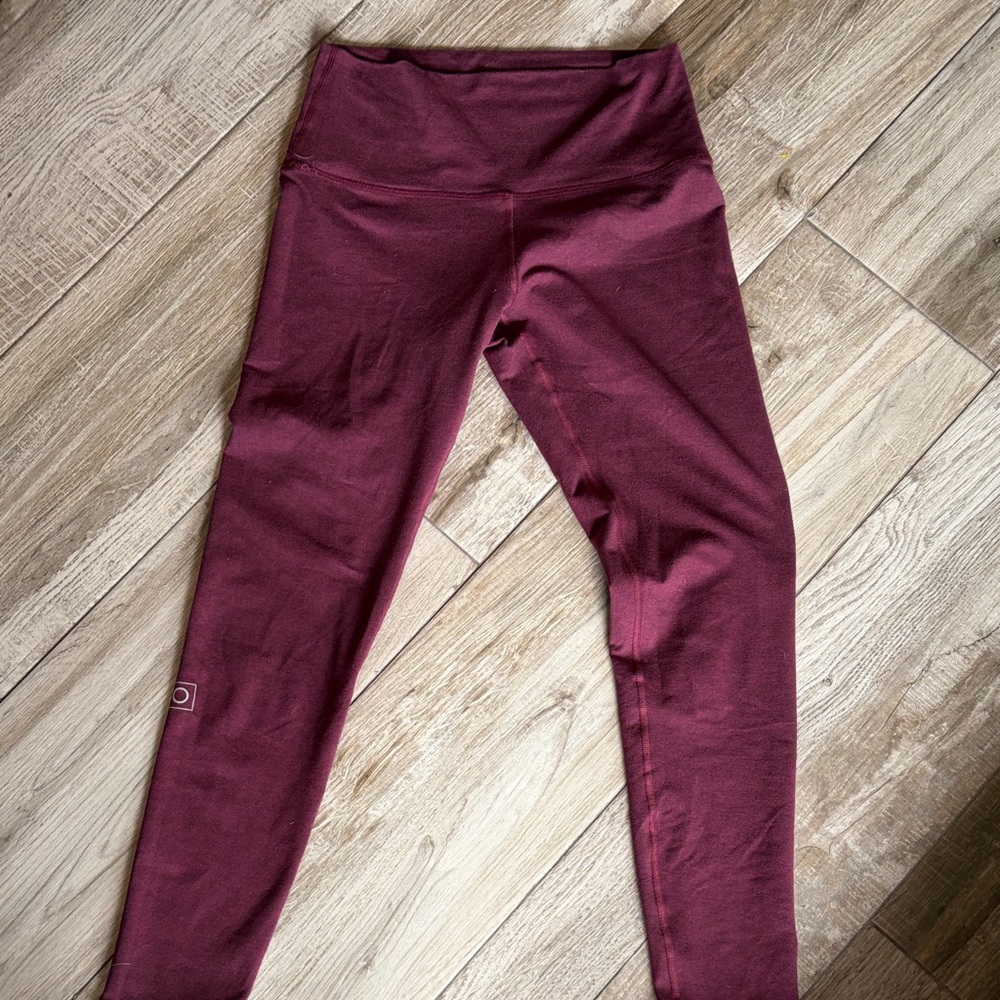 Fleo High-Waist Leggings in Burgundy